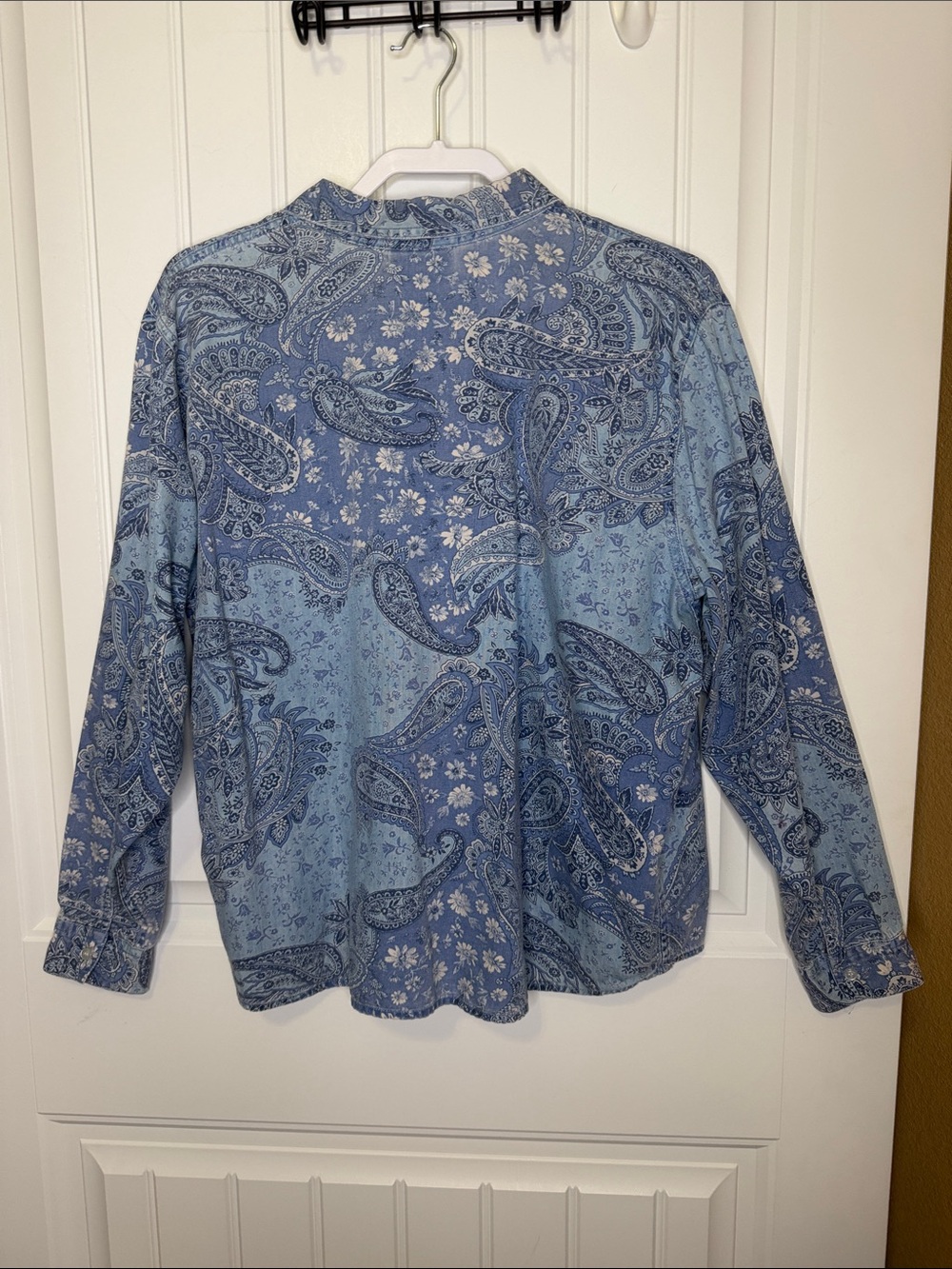 Liz Claiborne Lizwear Blue Paisley Button-Up Shirt Size XL - Picture 7 of 7